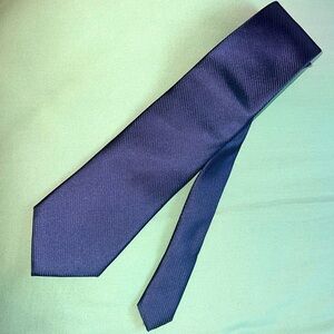 100% Silk Perry Ellis Portfolio Tie, Deep Blue with Textured Striped